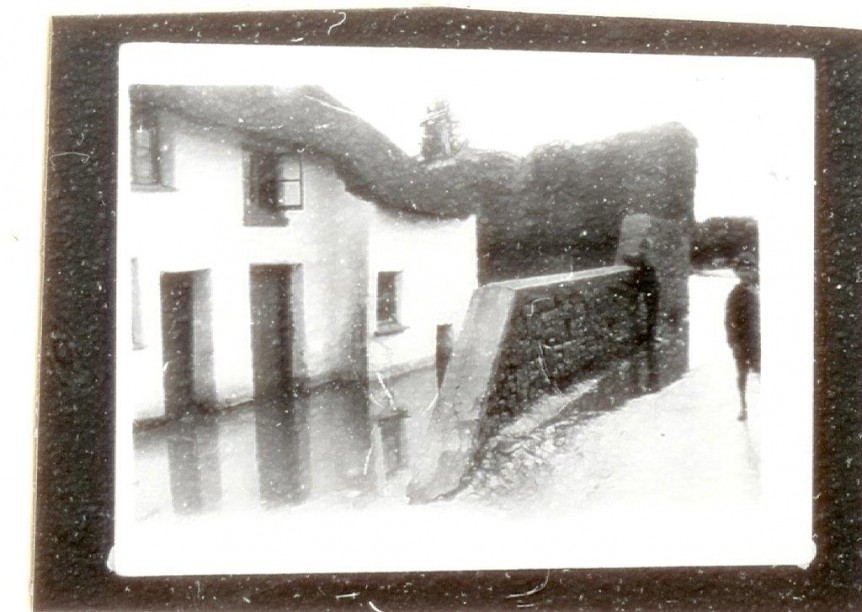 Flood pre 1920 at the Mill in Bridge St